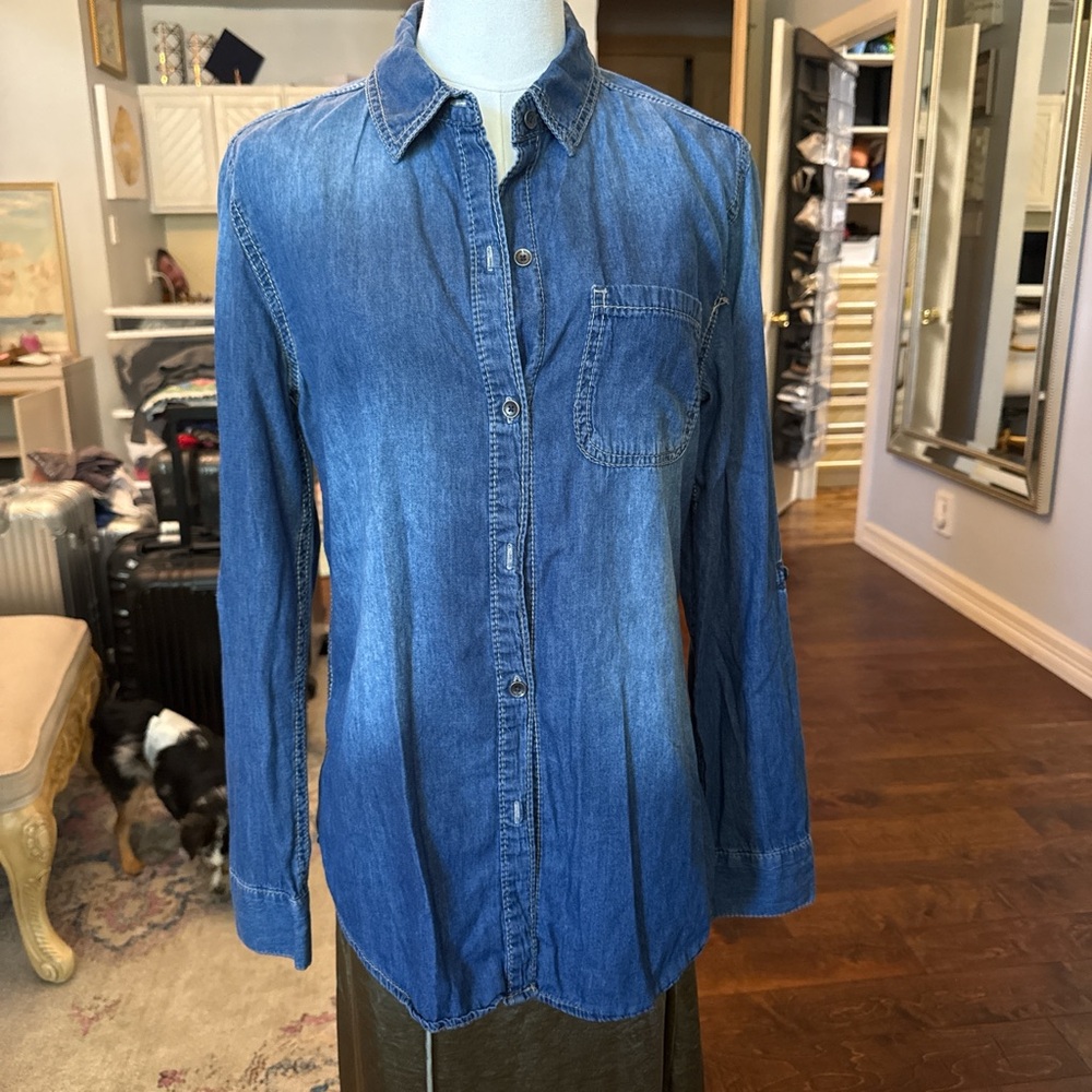 Seven7 Women's Blue Denim Button-Down Shirt